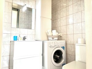 Apartment | Badezimmer