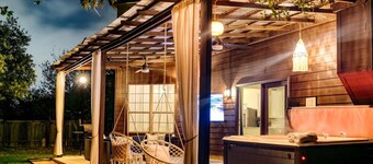 6 Bedroom Villa | Pool | Hot Tub | Party Cabana
