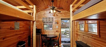 Rustic Cabin 29 w/ 4 Beds