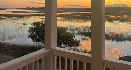 Stunning Sunrise and Sunset Views, King Suites, and Double Balconies. Premium Golf Cart Included, and Well-Behaved Pets Considered - 861 Bonito Rd