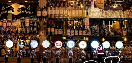 Bar (en la propiedad)