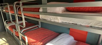 Brú Bar & Hostel 