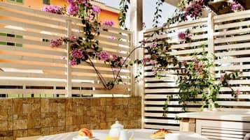 Standardzimmer | Terrasse/Patio