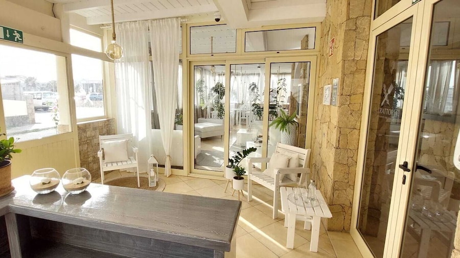 Branco Suites
