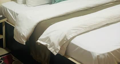 Eleventh House Hotel