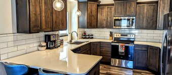 5th Street Retreat, quiet townhome a short walk from the heart of Loveland