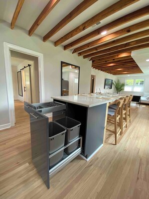 Interior - Peaceful House Charleston 3B 2B close to downtown. Enjoy modern&spacious comfort (North Charleston)