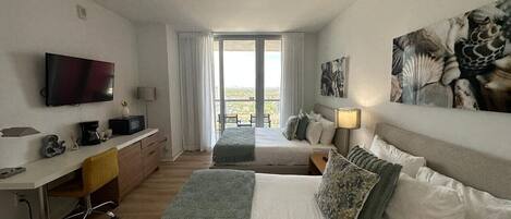 1 bedroom, desk, iron/ironing board, WiFi