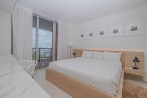 1 chambre, bureau, fer et planche à repasser, Wi-Fi