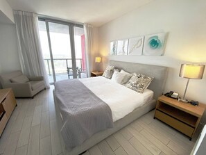 1 bedroom, desk, iron/ironing board, WiFi