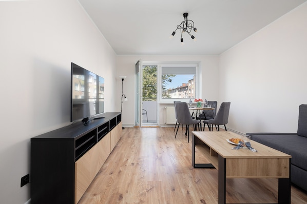 2 bedrooms, cribs/infant beds, free WiFi, bed sheets - Źródlana Apartment Kołobrzeg by Renters (Kolobrzeg)