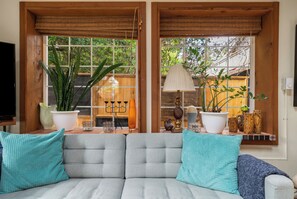 تلفزيون ذكي