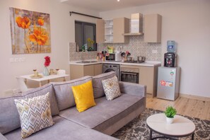 Smart TV, Netflix, streaming services - Elite Residence 1 bedroom Apartment (Nairobi)