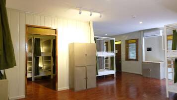 Standard 26-bed dorm | 免費 Wi-Fi