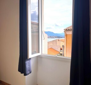 Interior - Spacious cocoon close to the beach (Ajaccio)