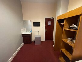 Tabla de planchar con plancha 