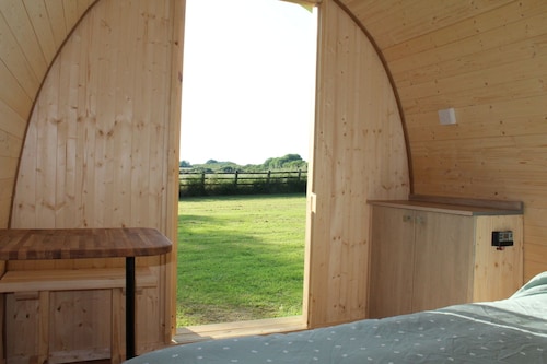 The Pod Garden- Cozy Glamping Pod, Rural Location