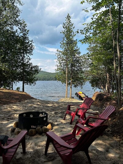 Lake House Barry's Bay