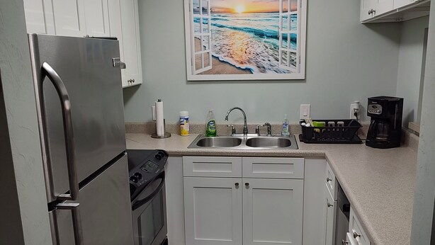 Private kitchen - Carrabelle River get away!  (Carrabelle)