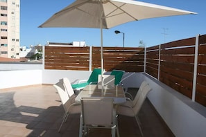 Outdoor dining - Casa Algarvia (Faro)