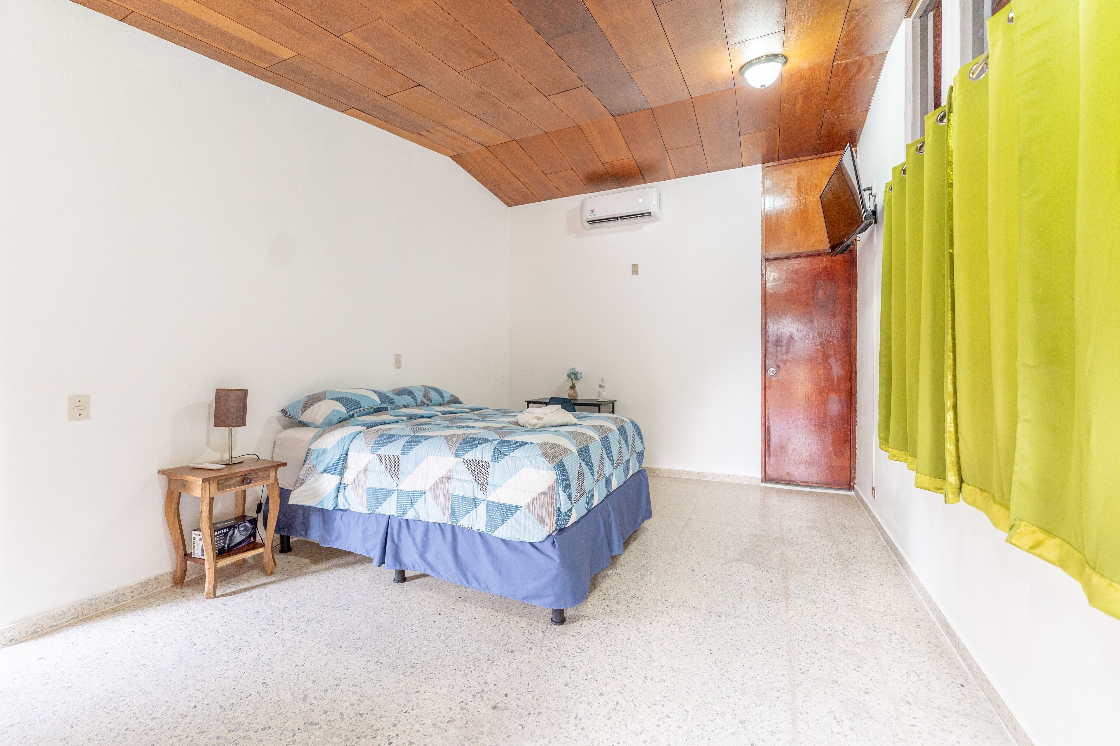 Photo - Volcano Hostal y Restaurante