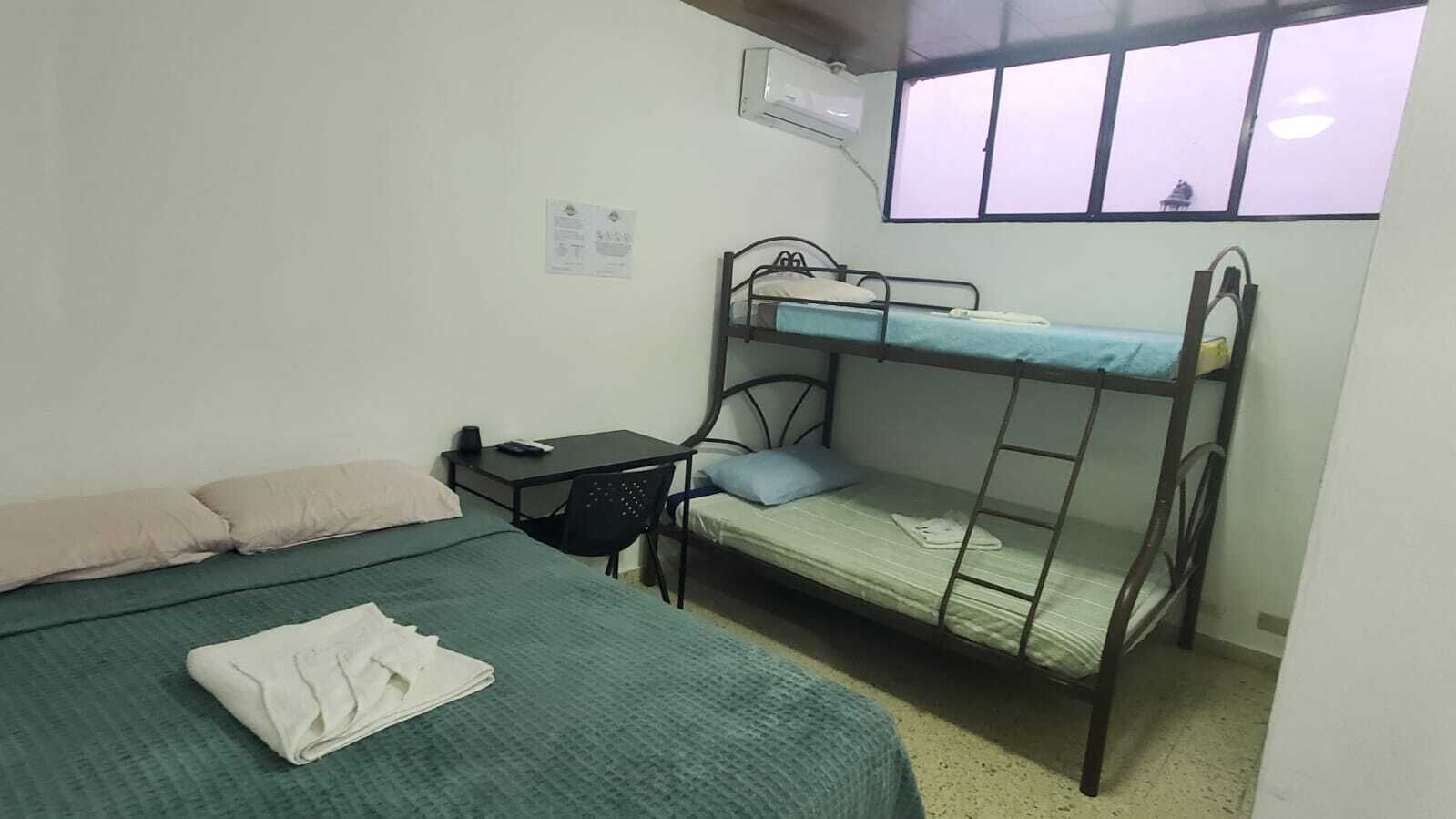 Familierom, flere senger | Sengetøy av topp kvalitet, dundyner og memory foam-senger