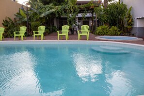 Piscina a l'aire lliure
