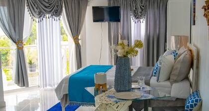 Royal Terrace Queen I