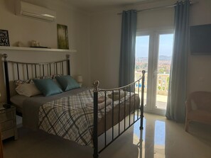 5 makuuhuonetta, silitysrauta/-lauta, Wi-Fi, vuodevaatteet