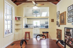 Dining - The Durr House at Pea Level, historic home on beautiful Corn Creek.   (Wetumpka)