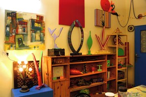 Kamin, Bücher, Drucker