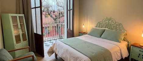 Deluxe Double Room | Free WiFi, bed sheets