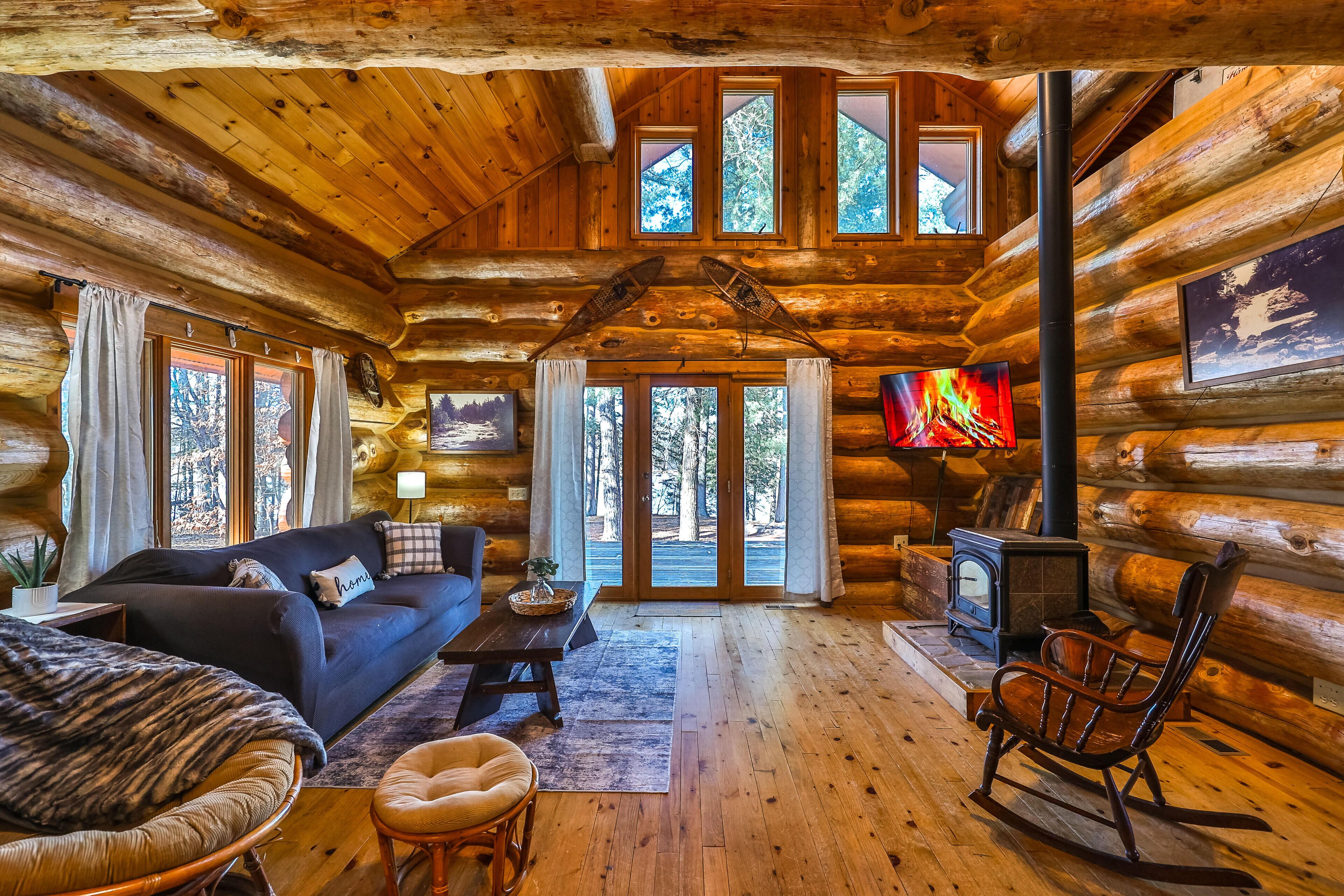 Smart-tv en een open haard