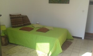 3 bedrooms, iron/ironing board, WiFi - Promo Villa 9kms de la mer Avec Piscine et Jardin (Puget-sur-Argens)