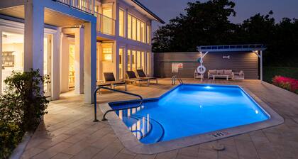 Luxurious Oceanfront Villa El Oceano with Ocean views