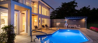 Luxurious Oceanfront Villa El Oceano with Ocean views