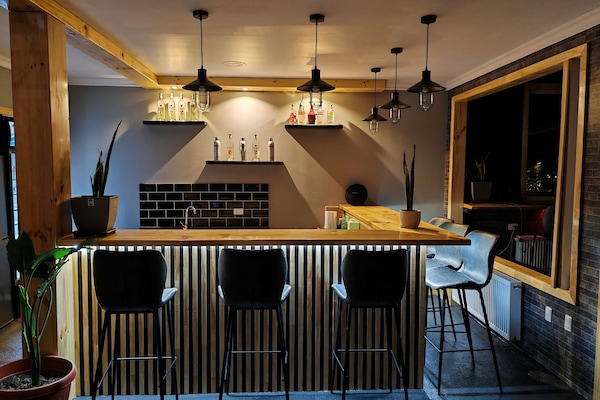 Bar (en la propiedad)