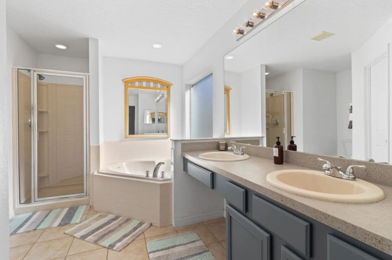 House | Bathroom
