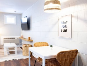 Dining - Ocean Views, Private Deck, Walk to Ocean & Pier (Kure Beach)