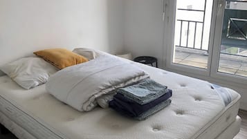 1 bedroom, in-room safe, iron/ironing board, free WiFi