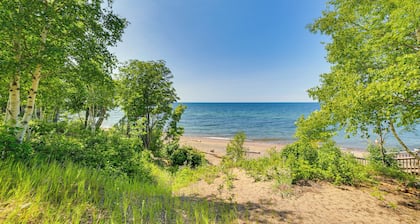 1 Mi to Lake Superior: Cottage w/ Sauna & Rec Room