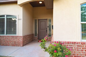 Exterior detail - Dante’s Place-Spacious 3BR Home Near I-20 (Big Spring)