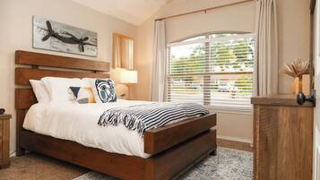 3 bedrooms, free WiFi, bed sheets