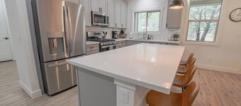 Brand New! Centrally located modern new build perfect for families 