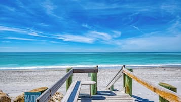Sun-loungers, beach towels