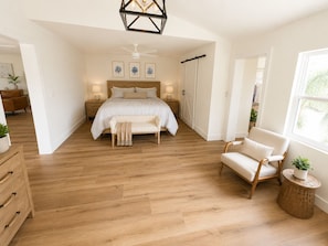 4 Schlafzimmer, Schreibtisch, kostenloses WLAN, Bettwäsche