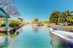 Miscellaneous - Experience Manatee Magic: Your Cozy Retreat Awaits! (Homosassa)