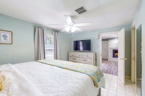 4 camere, una scrivania, Wi-Fi gratuito, lenzuola