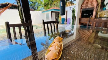 Villa | Outdoor dining
