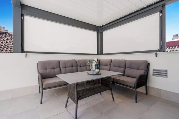 Outdoor dining - Penthouse in Fuengirola by Costarentals - Ref 215 (Fuengirola)